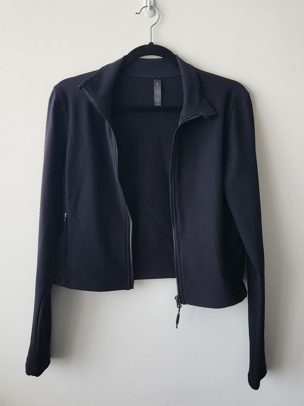 Kyodan Women's Black Cropped Zip Jacket Size GL